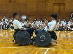 タックル体験です。