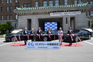 FCタクシーお披露目式