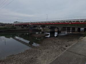 新川水管橋