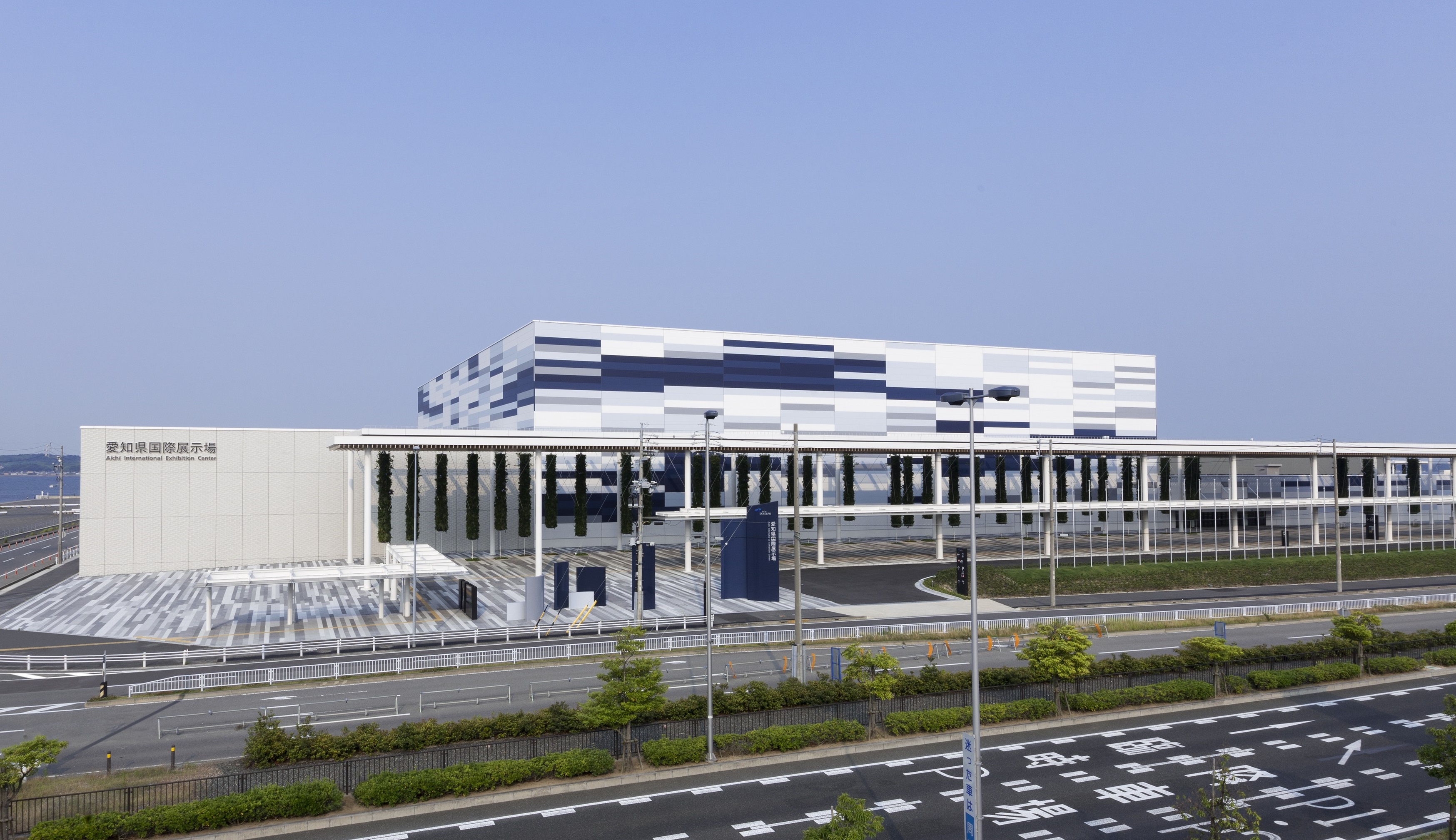 愛知県国際展示場の画像