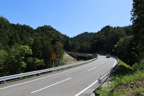 1車線の幅員2.75m×2車線