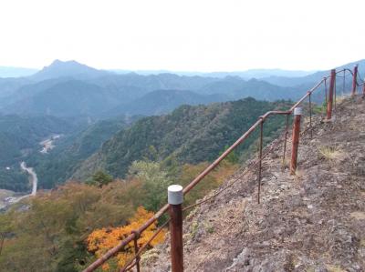 岩古谷山頂上からの展望2