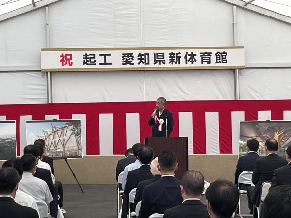 隈研吾氏説明