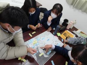 講座「災害図上訓練DIG」の様子