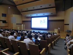 講座「地震の基礎と海溝型地震」の様子